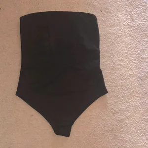 🥺❤️ Cutest Simple Boohoo Tube top Black Bodysuit thumbnail 2