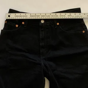 Levi's Classic Black Denim Shorts (243) thumbnail 5