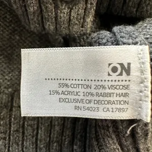 Old Navy Women’s Gray Argyle Button Front Crew Neck Cardigan Sweater S thumbnail 6
