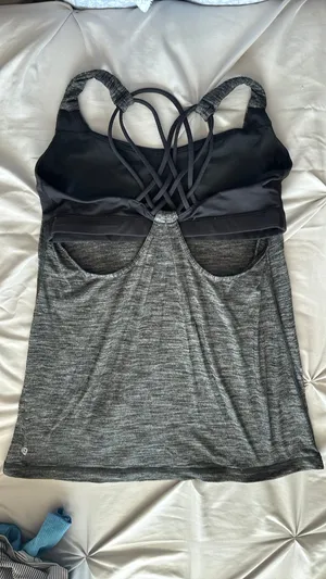 Lululemon Tank thumbnail 4