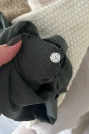 Lululemon Wunder Train Leggings thumbnail 2
