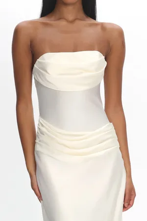 Selfie Leslie Maxi Dress thumbnail 3