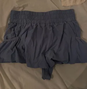 Free people shorts  thumbnail 1