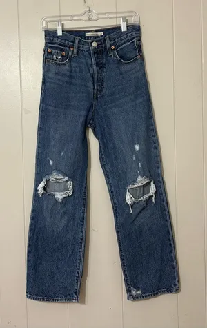 Levi’s Ribcage Straight Ankle Jeans 26 High Rise Distressed Blue Denim thumbnail 1