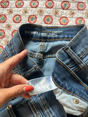 EUC Old Navy Perfect Straight Jeans size 12 thumbnail 2