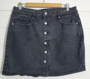 Old Navy Vintage High-Waisted Button-Front‎ Black Jean Mini Skirt Size 12 thumbnail 1