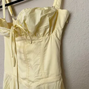 HOUSE‎ OF CB 'Carmen' Buttercup Bustier Sundress yellow NWOT size XS thumbnail 5