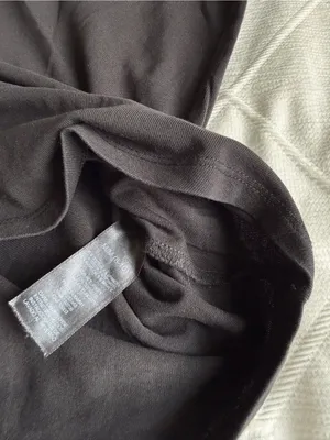 Avon Graphic Tshirts Gray Size M thumbnail 2