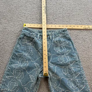 Vintage Oxygen Floral Embroidered Jeans Womens 25 Y2K Blue Denim High Rise USA thumbnail 3