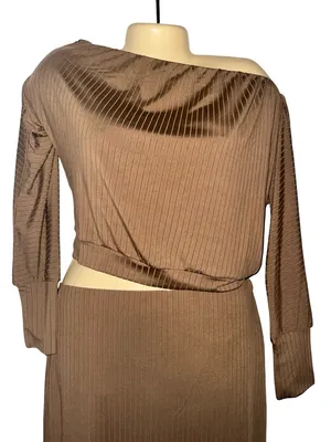 Ribbed One-Shoulder Skirt Set in Taupe thumbnail 3