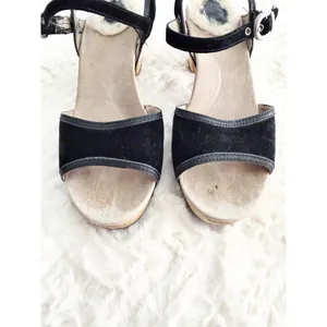 UGG Olania Black Suede Wooden Clog Platform Heeled Sandals Studded Boho Indie thumbnail 3