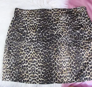 Forever 21 leather-like leopard print mini skirt thumbnail 3