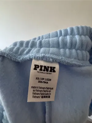 PINK Victoria’s Secret Blue Ivy Fleece Classic Shorts Cozy Lounge thumbnail 7