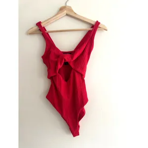 BEACH RIOT Tyler Merry Red One Piece Swimsuit Size Small thumbnail 3