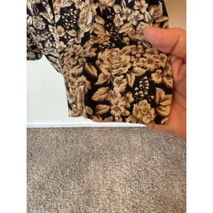 VTG Taurus II Long Sleeve Lace Trim Smocked Waist Midi Dress Floral Black 12 thumbnail 8