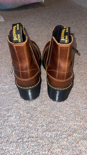 Dr. Martens Rometty thumbnail 4