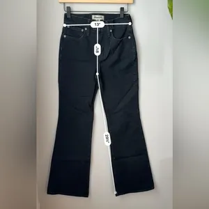 Madewell The Perfect Vintage Flare Jean in Sherborn Wash Black Denim thumbnail 7