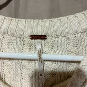 Free people sweater thumbnail 2