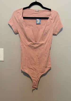 Free People Intimately Dusty Pink Notched Neck Bodysuit OB951297 Size M NWT thumbnail 1