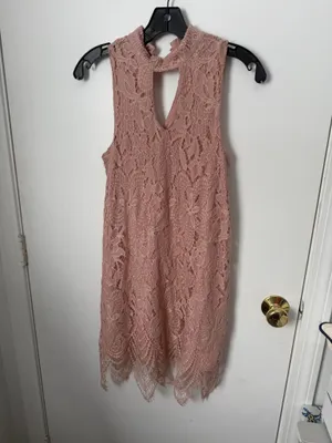 Dusty rose sleeveless lace dress thumbnail 2