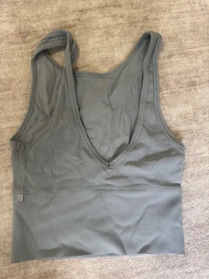 lululemon power pivot tank top size 2 thumbnail 3