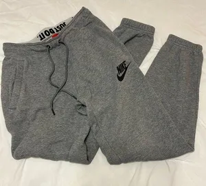 Nike Jogger Sweatpants Gray thumbnail 1