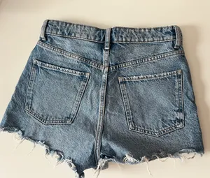 ZARA Shorts thumbnail 3