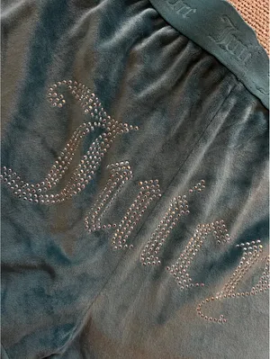 Juicy Couture Shorts thumbnail 2