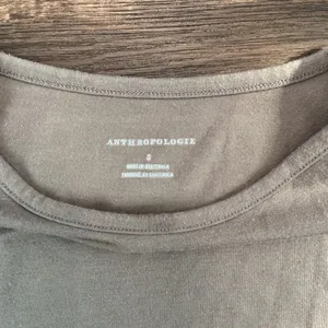 Anthropologie Long Sleeve Crew Neck Top Taupe Brown Raw Hem Small Minimalist thumbnail 2