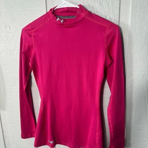 Under Armour Pink Fitted Womens Performance Top Size XS EUC thumbnail 3