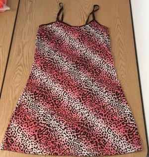 New Animal Print Chemise Pajama Gown Very Stretchy Soft and Comfy Size Small thumbnail 1