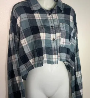 Forever 21 blue and white blue two-tone baggy plaid cropped flannel thumbnail 1