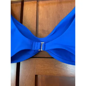 Quince Italian Plunge Bikini Swim Top Electric Blue Size Large NEW thumbnail 4
