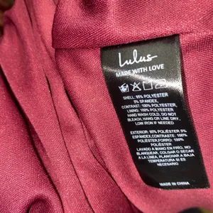 NWOT Lulu's Mesmerizing Elegance Red Velvet Back Bow Maxi Dress Women's Large thumbnail 10