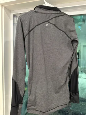 Lululemon Krisscross 1/2 Zip thumbnail 2