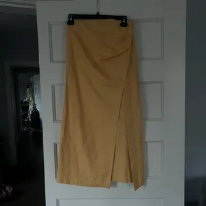 Yellow / orange Zara linen skirt thumbnail 3