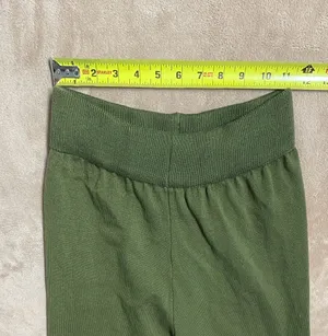 Balloon Comfy Women’s Green Pants Size L with 22” waist thumbnail 4