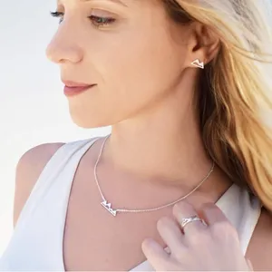 White‎ Gold Plated Mountain Bar Pendant Necklace, 16-18” thumbnail 8