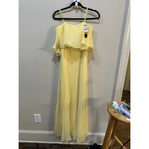 Betsy & Adam Women's Pleated Strapless Gown Lemon size 4 Pleated dress Flouncy thumbnail 5