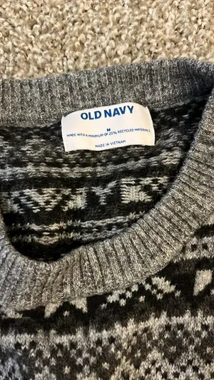 Sweater thumbnail 2
