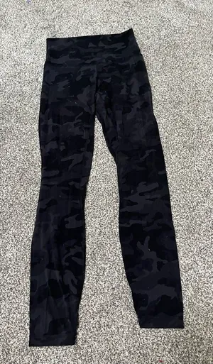 Black Camouflage Leggings thumbnail 1