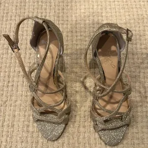 Jewel Badgley Mischka golden Strappy Heel Size 6.5 thumbnail 1
