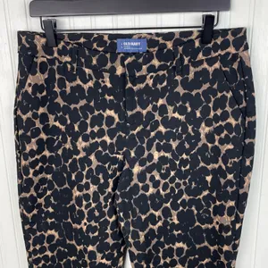 Old Navy Relaxed Mid-Rise Harper Trousers Stovepipe Pants Size 6 Leopard Print thumbnail 3