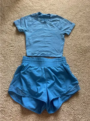 Lululemon set thumbnail 2