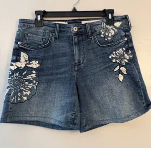 Pilcro embroidered jeans shorts 28 slim boyfriend thumbnail 1