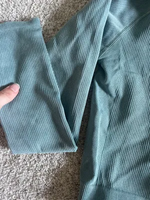 Fabletics cropped zip up thumbnail 5