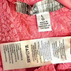 Urban Outfitters large Elsa lace ruffle front tie cami top TS 3668 thumbnail 2