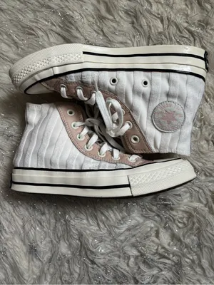 Converse White and Light Pink Women’s Chuck Striped High Top Sneakers Size 5.5US thumbnail 2