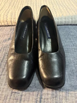 Hillard & Hanson Black Leather Square-Toe Low Block Heels Size 7.5 thumbnail 2