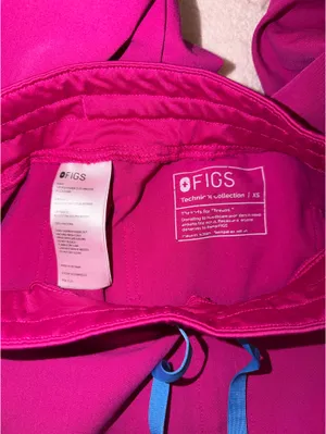 FIGS Scrubs Set Catarina Zamora thumbnail 5